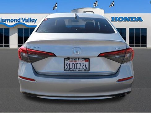 Used 2024 Honda Civic Sport image 5