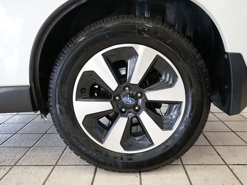 Used 2018 Subaru Forester 2.5i Limited image 58