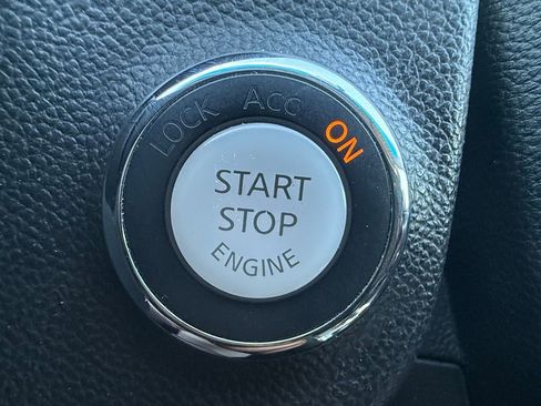 Used 2013 INFINITI G37 Sport w/ Premium Pkg image 27