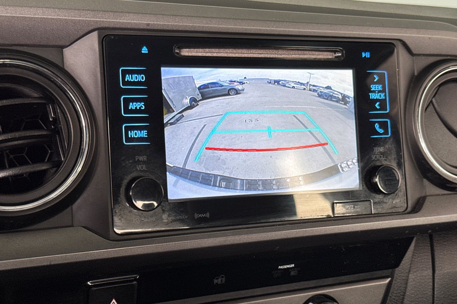 Used 2017 Toyota Tacoma SR5 RWD image 21
