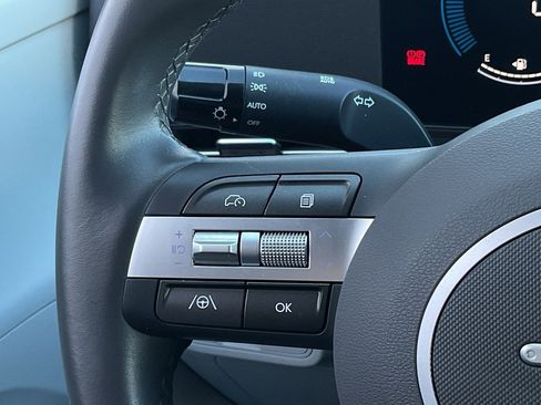 Used 2025 Hyundai Kona SEL image 23