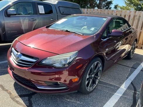 Used 2019 Buick Cascada Premium image 3
