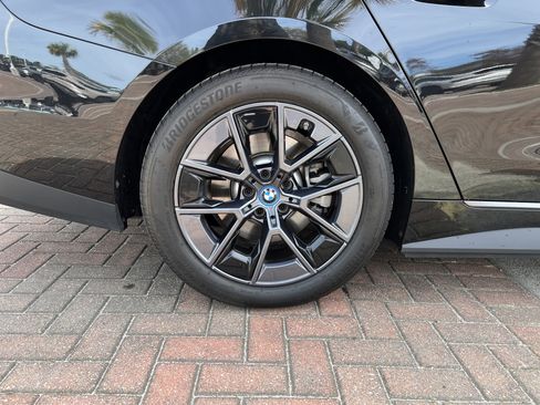 Certified 2023 BMW i4 eDrive35 w/ Premium Package image 13