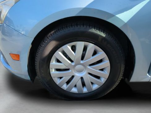 Used 2011 Chevrolet Cruze LS w/ Connectivity Package FWD image 32