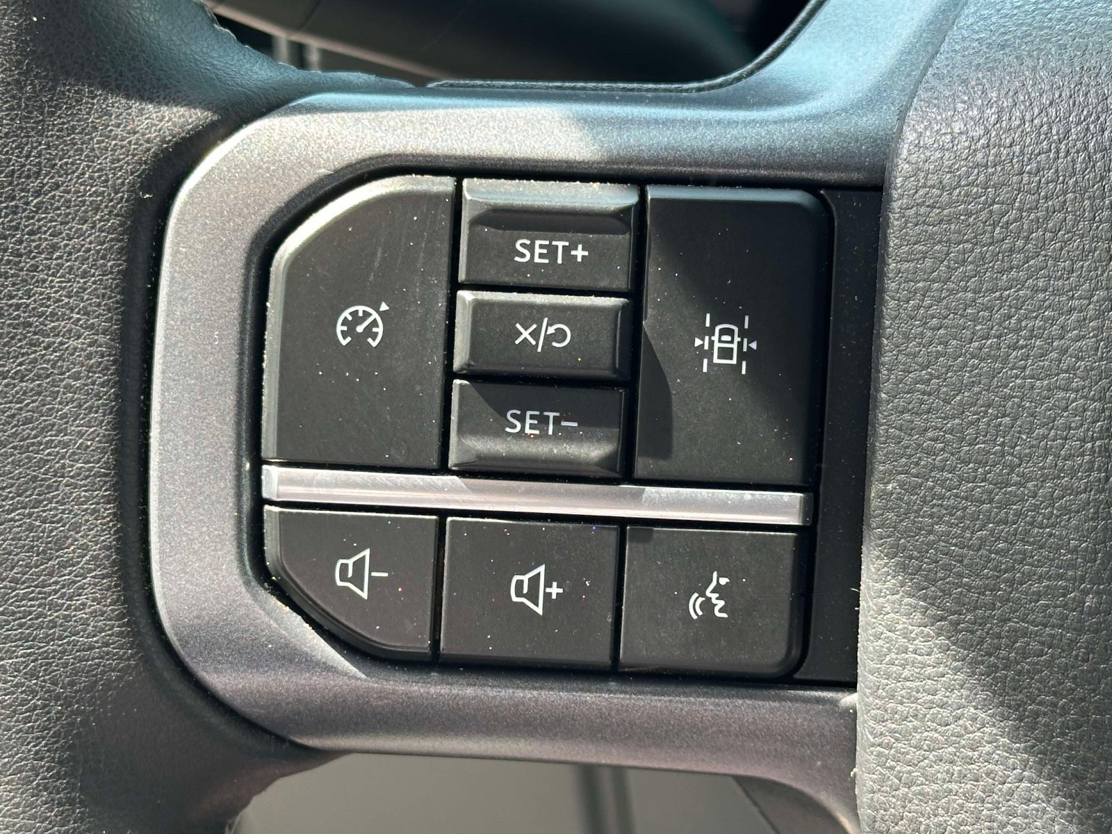 Used 2025 Ford F150 XLT w/ Equipment Group 301A Standard AWD/4WD image 23