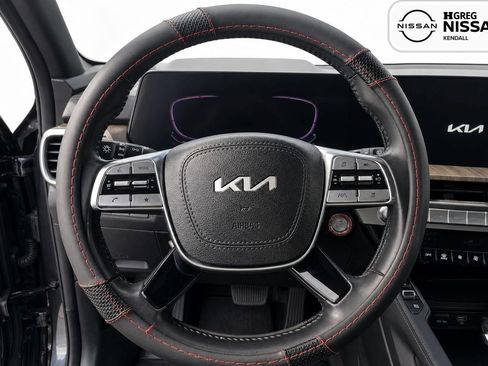 Used 2023 Kia Telluride EX FWD image 8