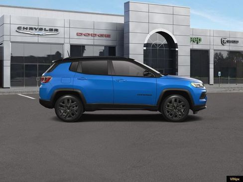 New 2026 Jeep Compass Limited image 9