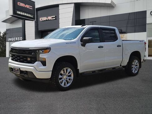 Used 2023 Chevrolet Silverado 1500 Custom AWD/4WD image 33