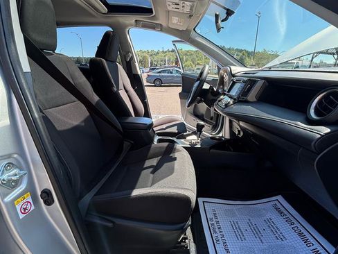 Used 2013 Toyota RAV4 XLE AWD/4WD image 25