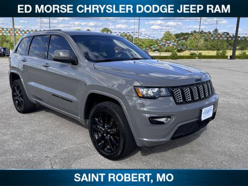 Certified 2021 Jeep Grand Cherokee Laredo X AWD/4WD image 1