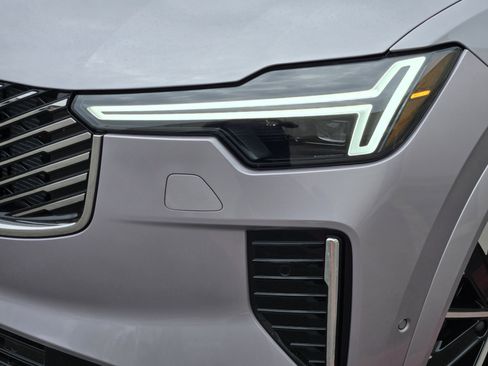 New 2026 Volvo XC90 B6 Plus w/ Protection Package Premier image 10