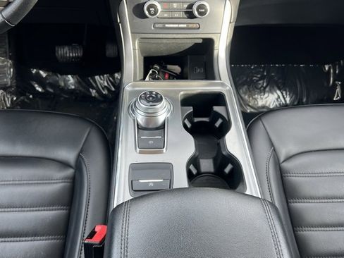 Used 2022 Ford Edge SEL image 20