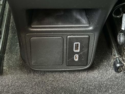 Used 2023 Buick Encore GX Preferred w/ Cold Weather Comfort Package FWD image 14