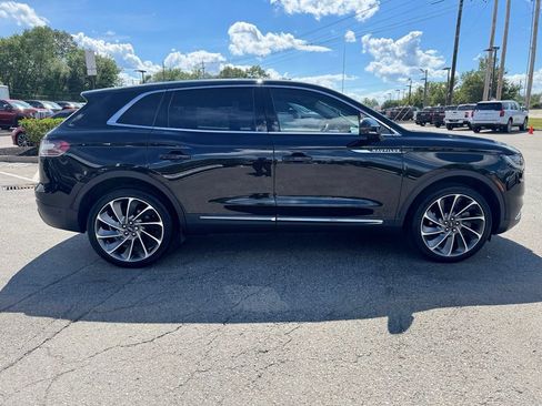 Used 2022 Lincoln Nautilus Reserve w/ Equipment Group 201A AWD/4WD image 8