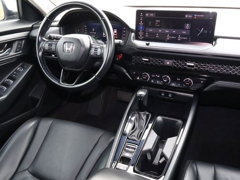 Used 2023 Honda Accord EX-L image 10