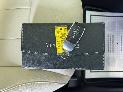 Used 2022 Mercedes-Benz GLB 250 4MATIC w/ Premium Package Lite image 34