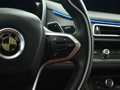 Used 2019 BMW i8 Coupe AWD/4WD image 44