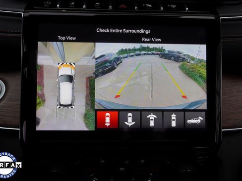 Used 2023 Jeep Grand Cherokee Summit image 31