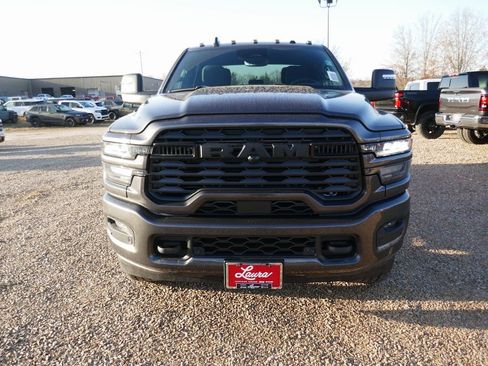 New 2026 RAM 2500 Big Horn AWD/4WD image 9