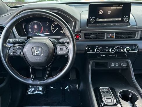 Certified 2023 Honda Pilot Sport image 18