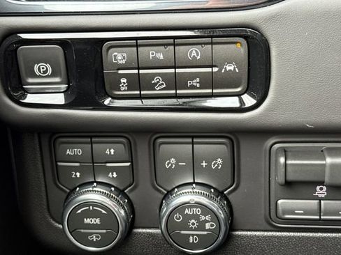 New 2026 GMC Yukon XL AT4 Ultimate image 34