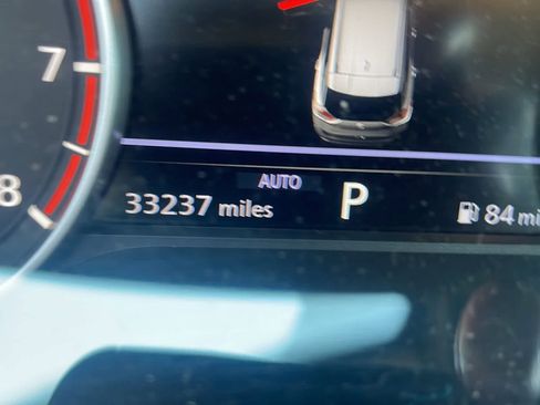 Used 2022 Nissan Rogue SV image 3