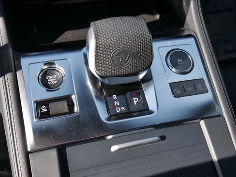 Used 2024 Jaguar F-PACE SVR AWD/4WD image 42