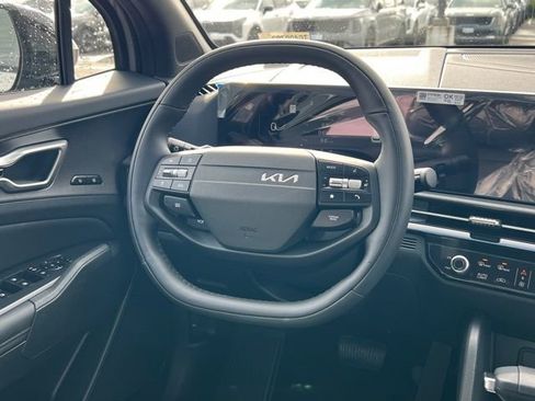 New 2026 Kia Sportage X-Line w/ X-Line Technology Package AWD/4WD image 16