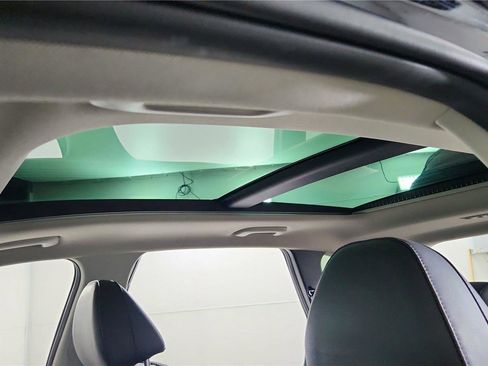 Used 2022 Hyundai Tucson Limited image 18