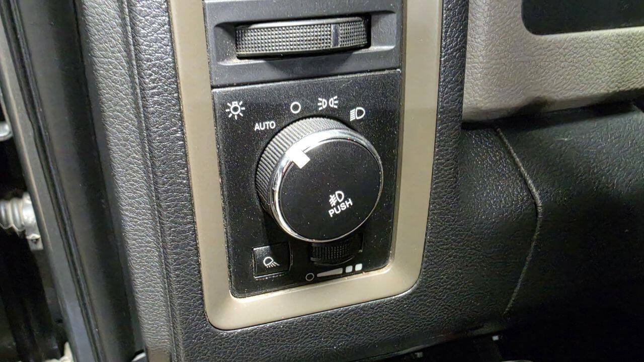 Used 2012 RAM 1500 Express w/ ST Popular Equipment Group AWD/4WD image 24