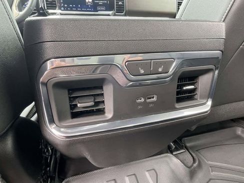 Certified 2024 Chevrolet Silverado 2500 High Country w/ High Country Premium Package AWD/4WD image 13