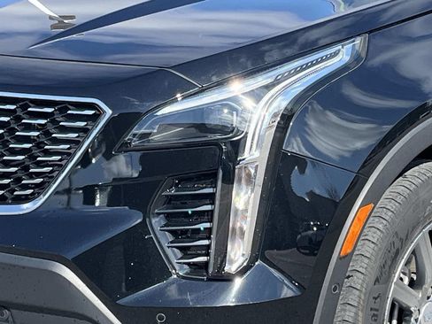 Used 2023 Cadillac XT4 Premium Luxury w/ Enhanced Visibility Package image 9