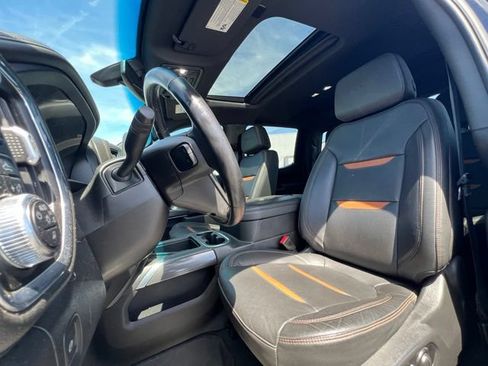 Used 2021 GMC Sierra 1500 AT4 w/ AT4 Preferred Package AWD/4WD image 13
