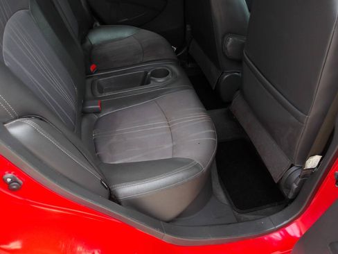 Used 2014 Chevrolet Spark LT FWD image 21