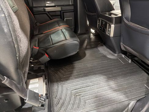 Used 2018 Ford F150 Raptor w/ Equipment Group 802A Luxury image 25