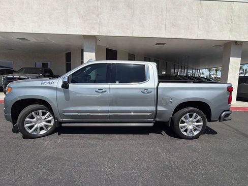 Used 2024 Chevrolet Silverado 1500 High Country w/ High Country Premium Package AWD/4WD image 5