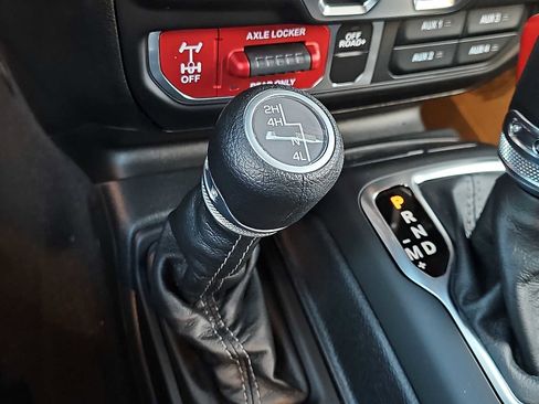 New 2026 Jeep Gladiator Sport image 15