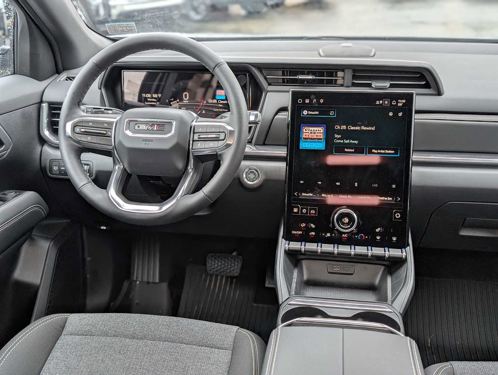 New 2027 GMC Terrain Elevation w/ LPO, Floor Liner Package AWD/4WD image 5