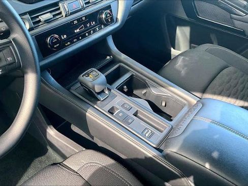 Certified 2025 Nissan Pathfinder S FWD image 16