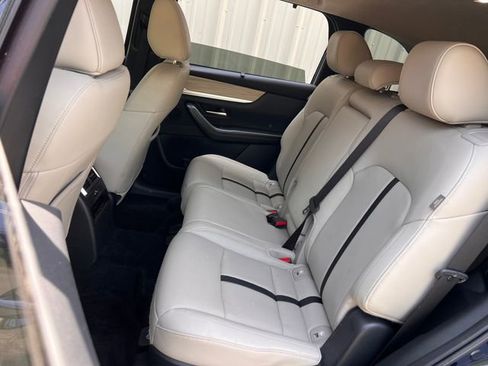 Used 2024 MAZDA CX-90 3.3 Turbo w/ Preferred Package image 18