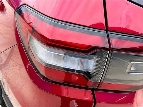 Used 2026 Honda Pilot Touring image 14