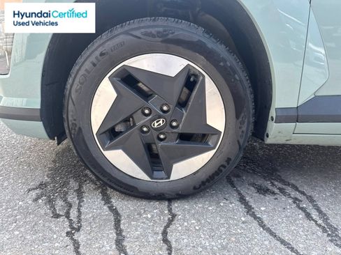 Used 2025 Hyundai Kona SEL FWD image 21