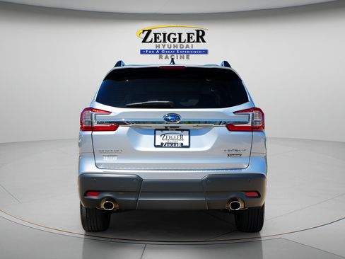 Used 2024 Subaru Ascent Touring AWD/4WD image 6