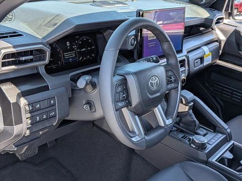 New 2026 Toyota 4Runner Limited AWD/4WD image 3