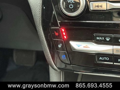 Used 2022 Ford Explorer Limited image 22