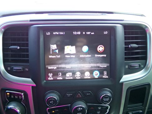 Used 2017 RAM 1500 Big Horn AWD/4WD image 9