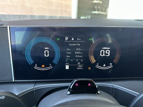 Used 2024 Hyundai Santa Fe SEL image 18