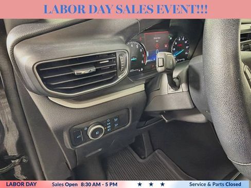 Used 2023 Ford Explorer XLT w/ Equipment Group 202A AWD/4WD image 10