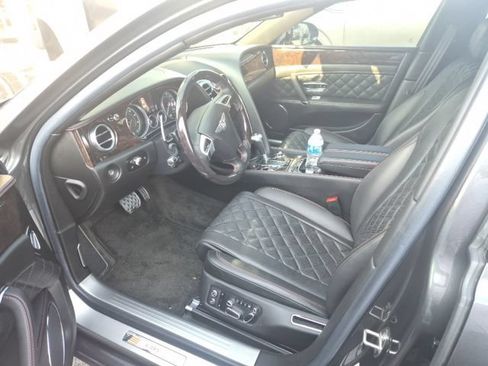 Used 2017 Bentley Flying Spur S V8 AWD/4WD image 2