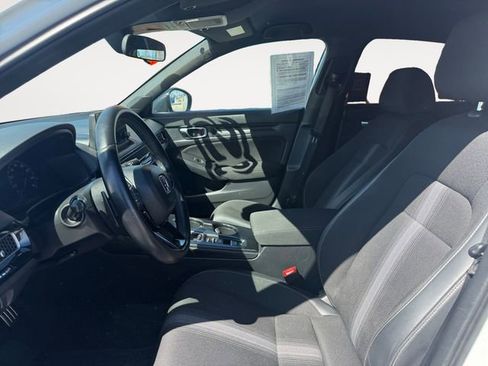 Used 2022 Honda Civic Sport image 9